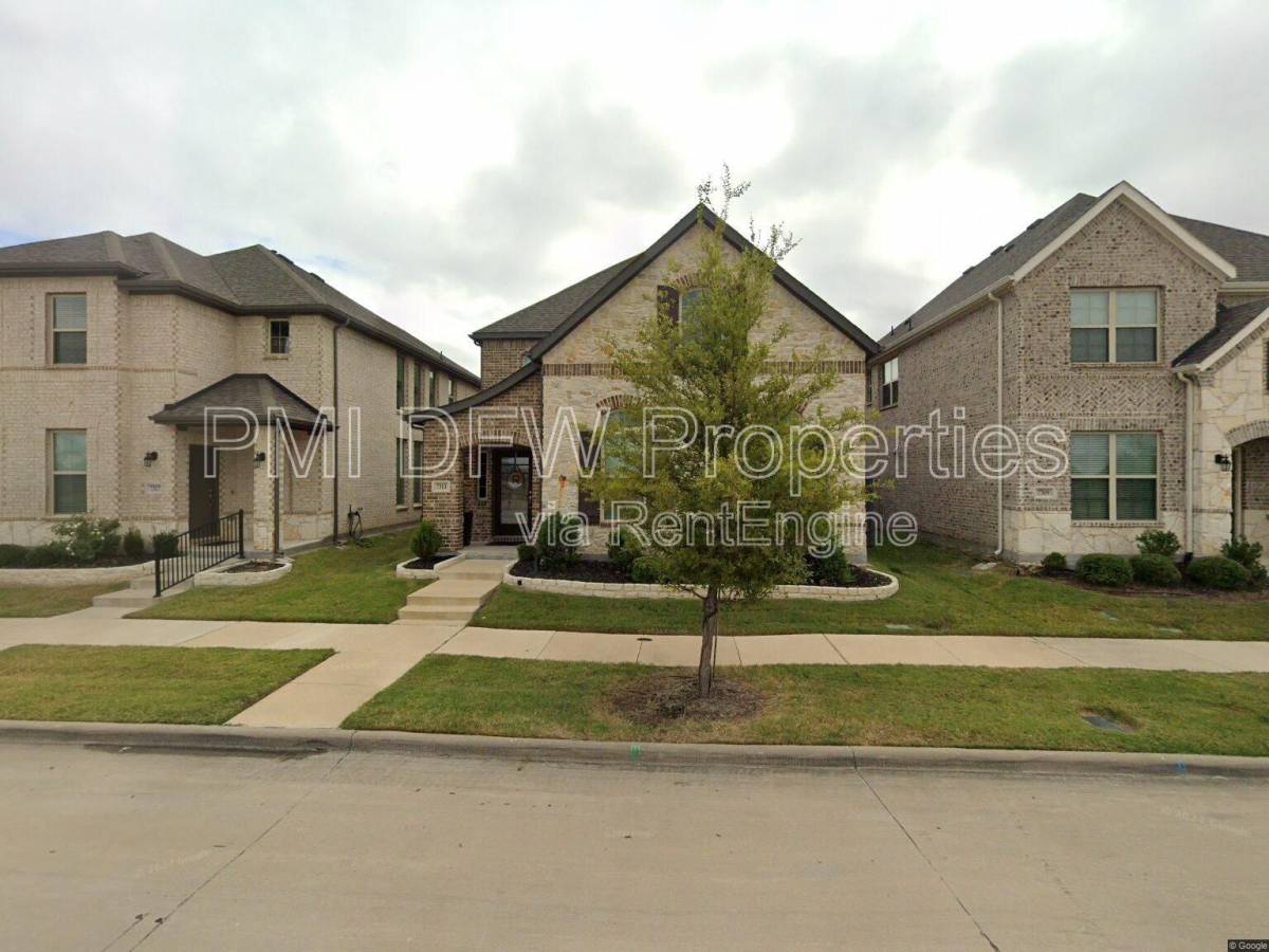 House for rent at 7313 Willow Thorne Dr, Aubrey, TX 76227