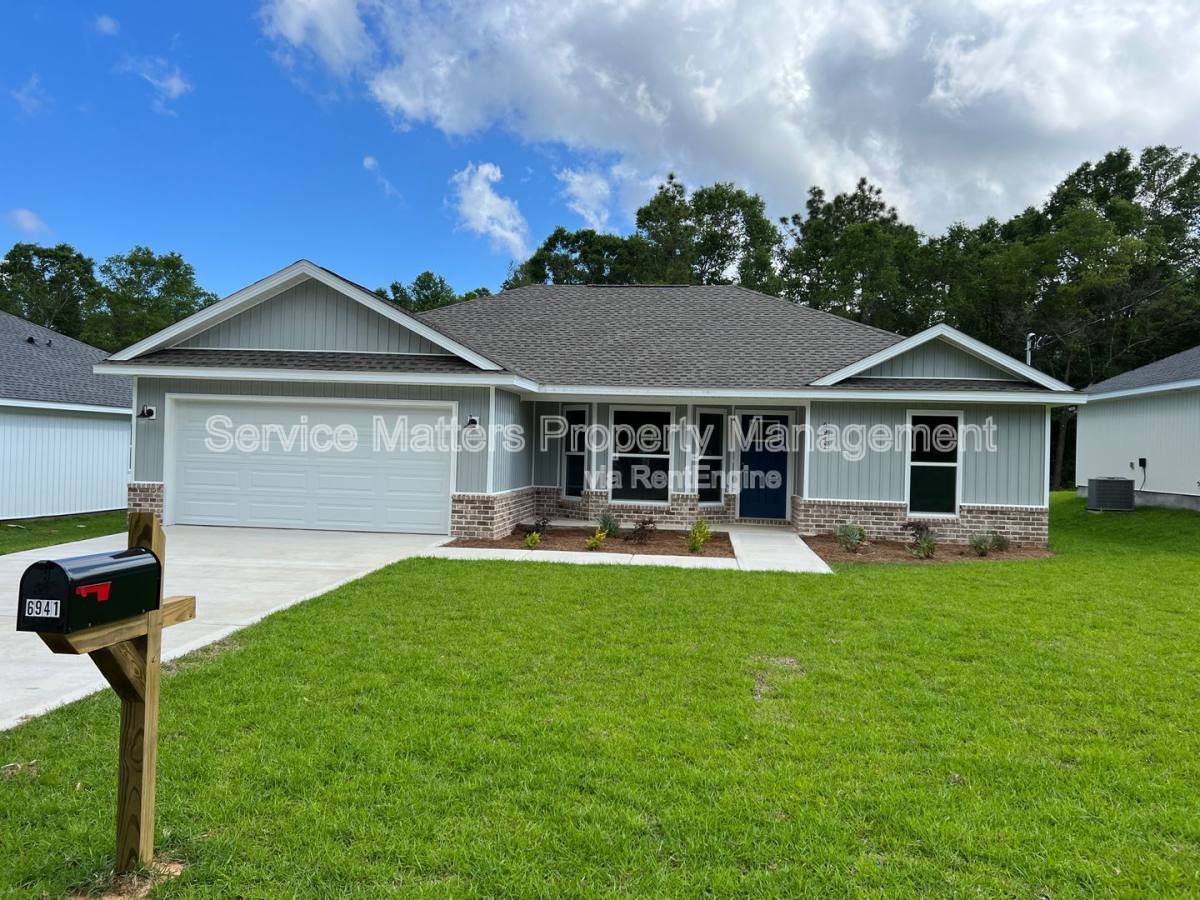 House for rent at 6941 Trail Ride S, Milton, FL 32570