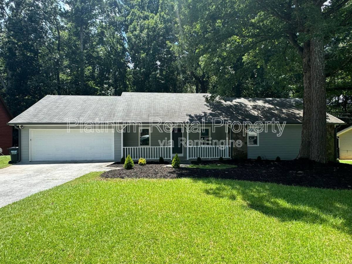 House for rent at 3165 Arden Way, Snellville, GA 30039