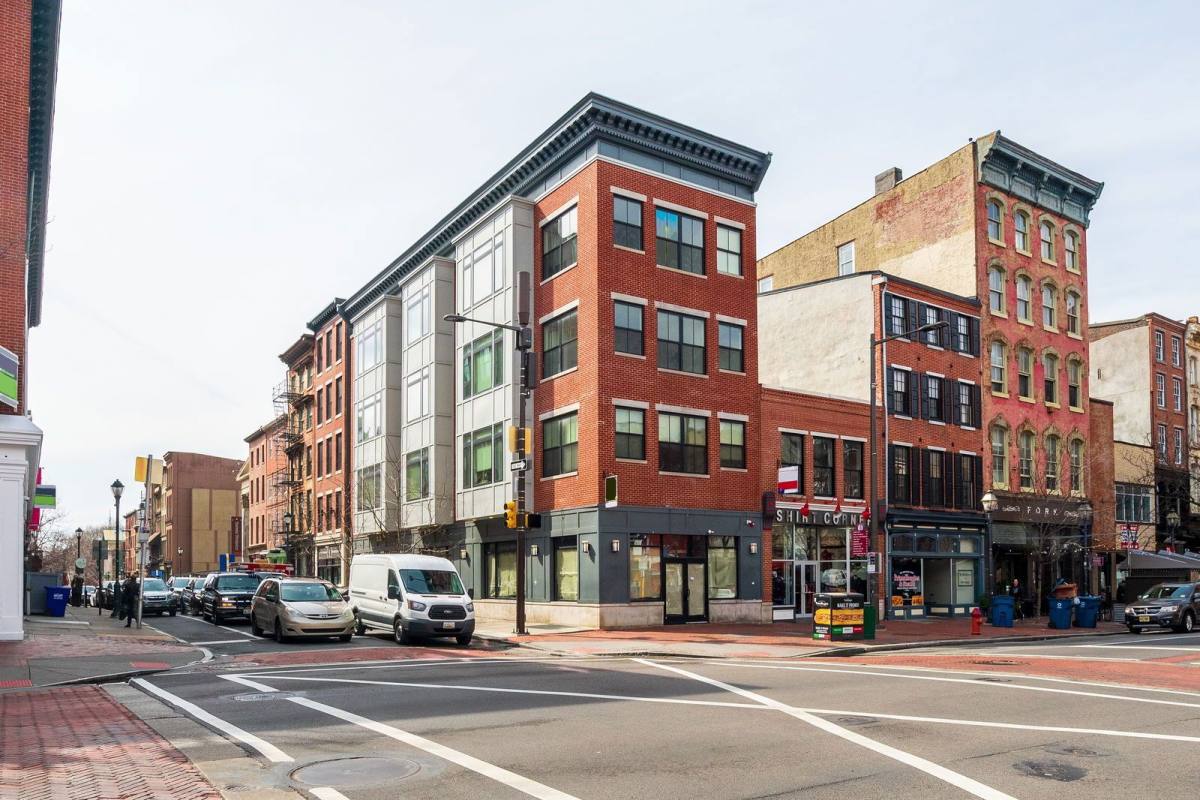 Apartment for rent at 300 Market St #301, Philadelphia, PA 19106
