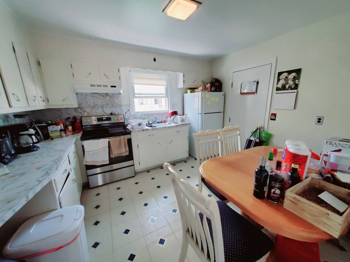 House for rent at 58 Dora St #3, Stamford, CT 06902