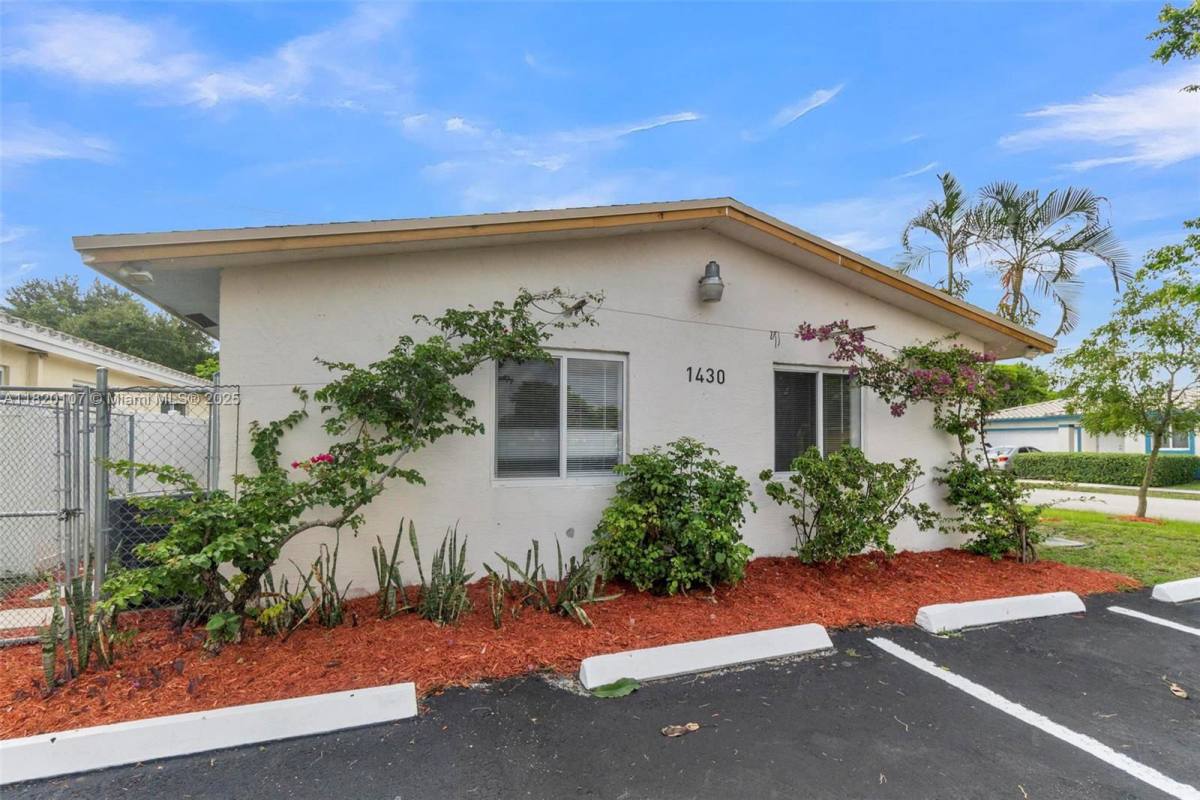 House for rent at 1430 NW 27th Ave #1-2, Fort Lauderdale, FL 33311