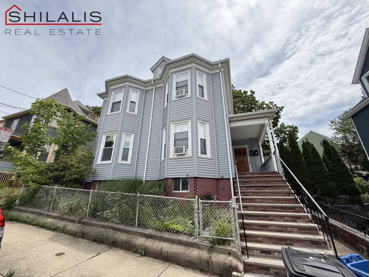 Apartment for rent at 79 Glenwood Rd #1, Somerville, MA 02145