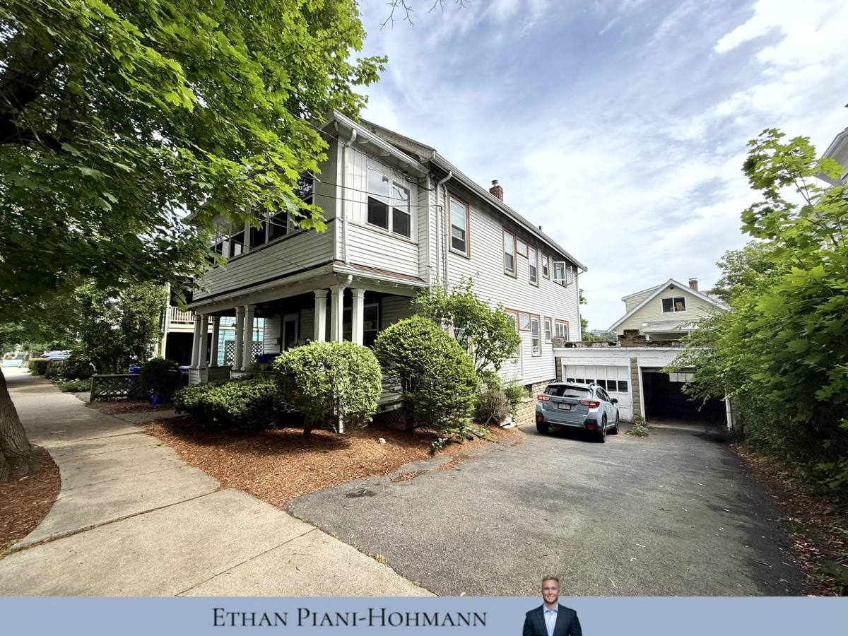 Apartment for rent at 22 Gloucester St, Arlington, MA 02476