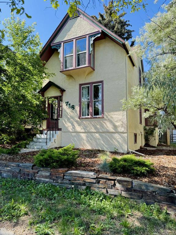 House for rent at 718 E Broadway, Helena, MT 59601