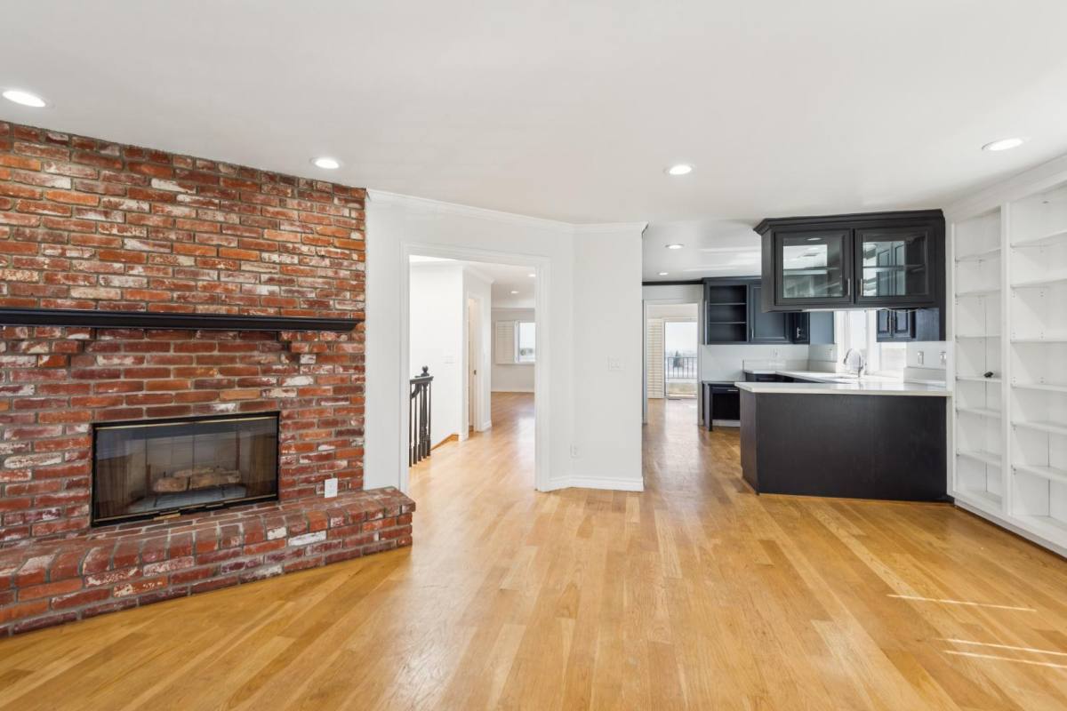 Apartment for rent at 760 W Hamilton Ave #A, San Pedro, CA 90731