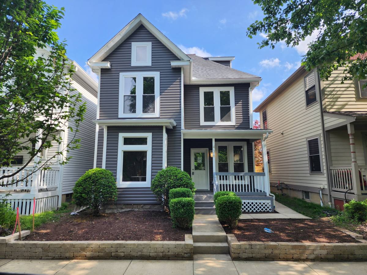 House for rent at 436 W 2nd Ave, Columbus, OH 43201