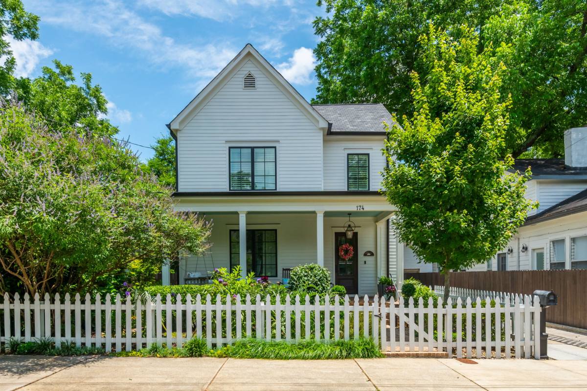 House for rent at 174 Pearl St SE, Atlanta, GA 30316