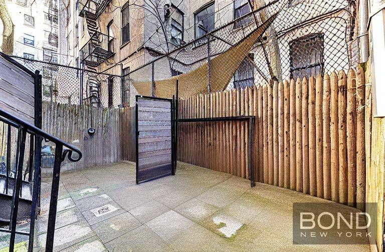 Condo for rent at 610 E 9th St #2R, New York, NY 10009