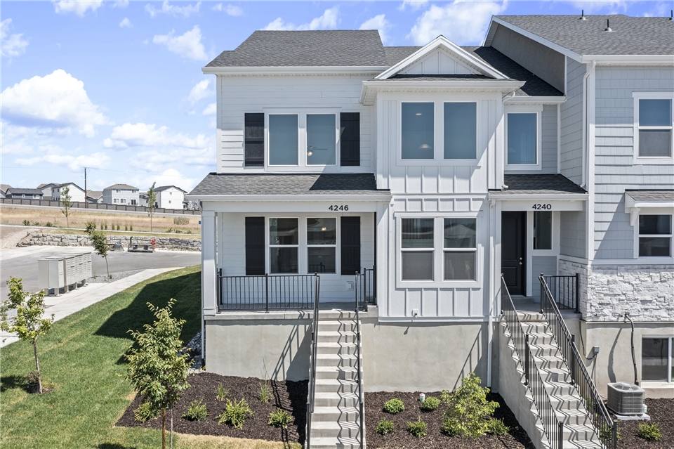 Townhouse for rent at 4246 W 2060 N, Lehi, UT 84043