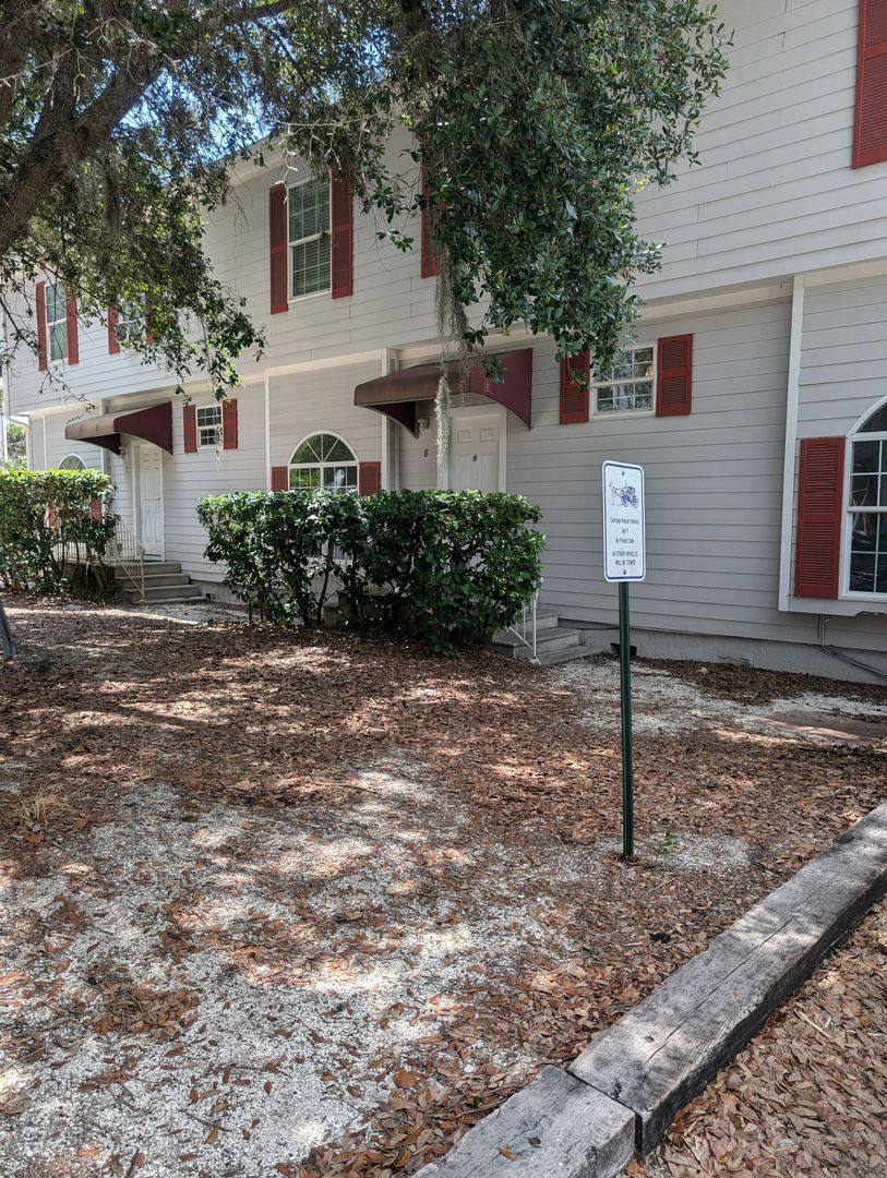 Apartment for rent at 114 Cedar St, Saint Augustine, FL 32084