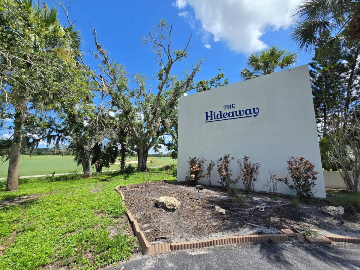 Townhouse for rent at 307 Bobby Jones Rd, Sarasota, FL 34232