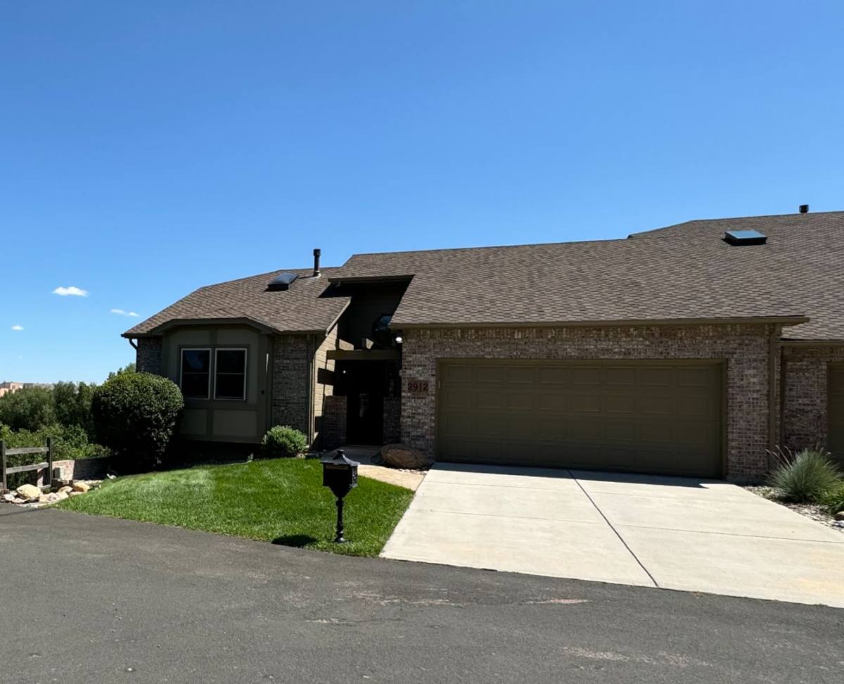 Townhouse for rent at 2912 Tenderfoot Hill St, Colorado Springs, CO 80906