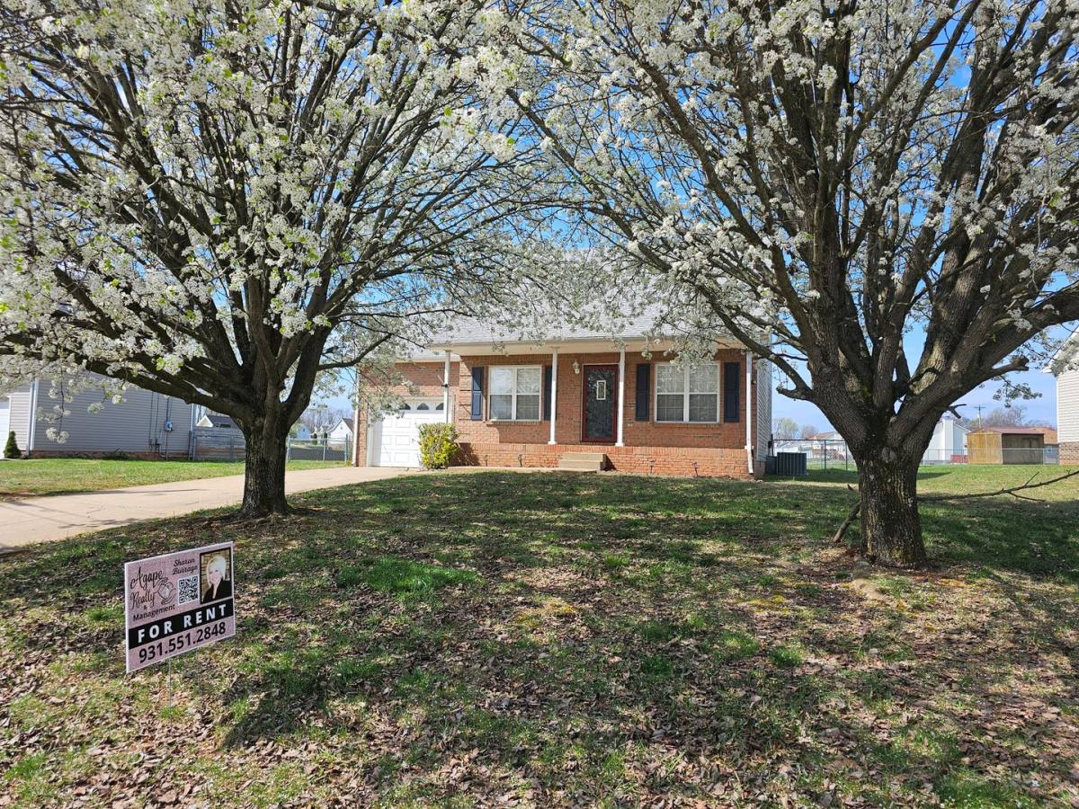House for rent at 3726 Heather Dr, Clarksville, TN 37042