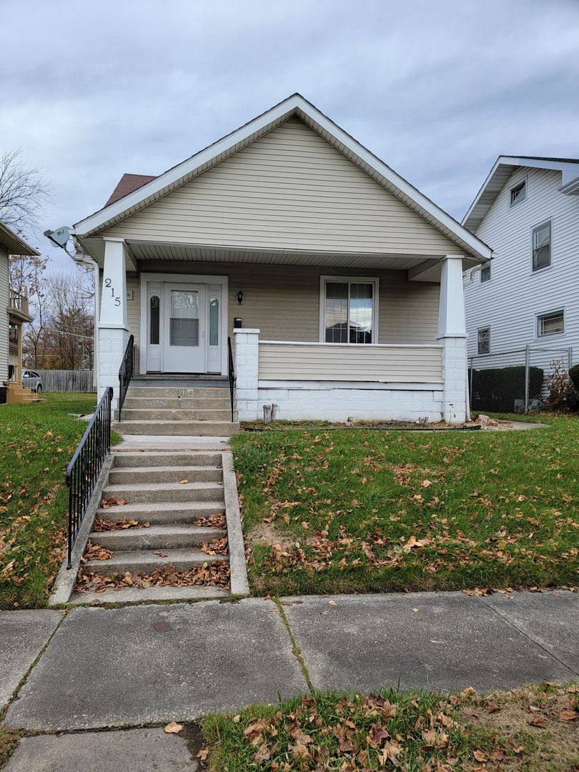 House for rent at 215 E Wildwood Ave, Fort Wayne, IN 46806