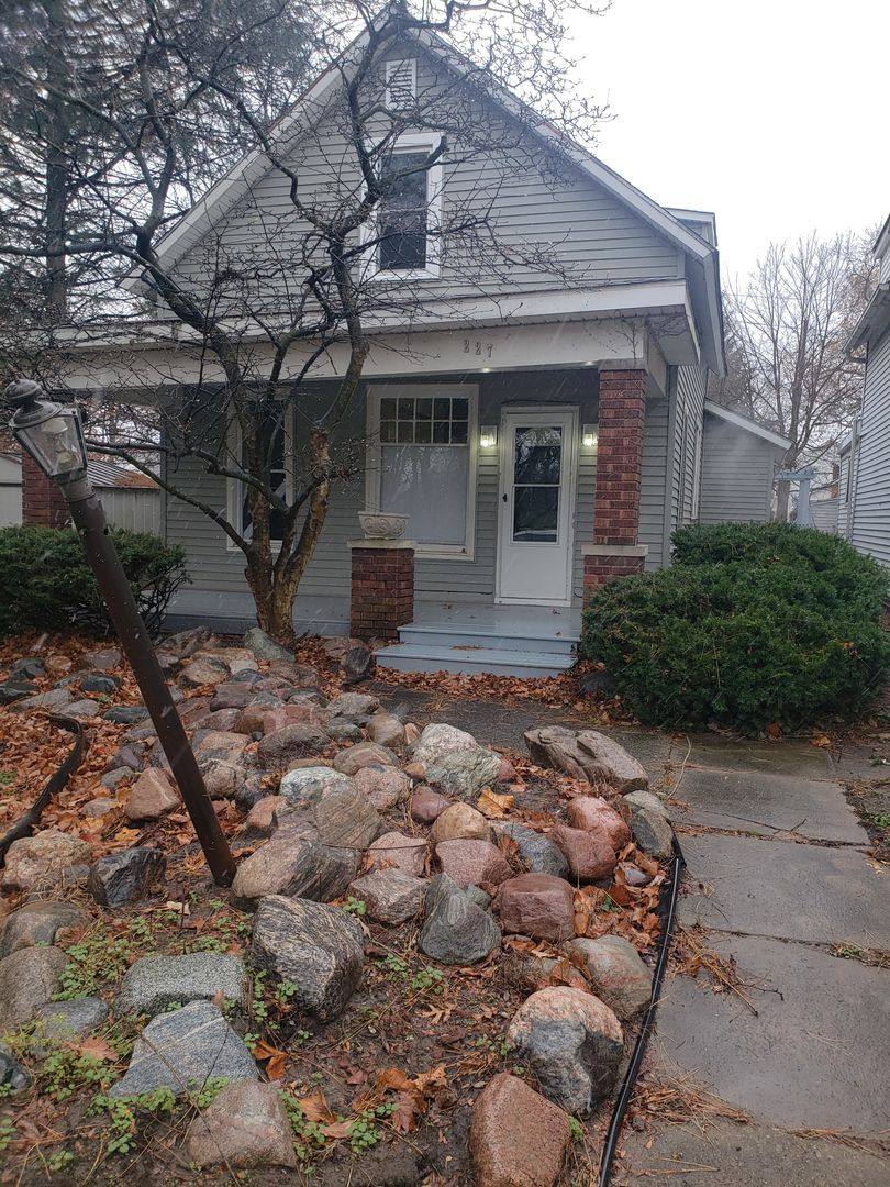 House for rent at 227 Center St, Fort Wayne, IN 46808