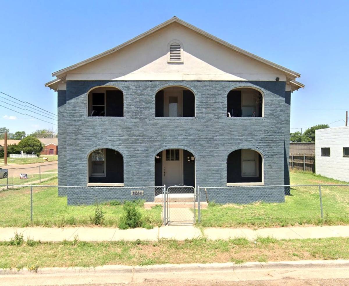 Apartment for rent at 1620 Ave M, Lubbock, TX 79401