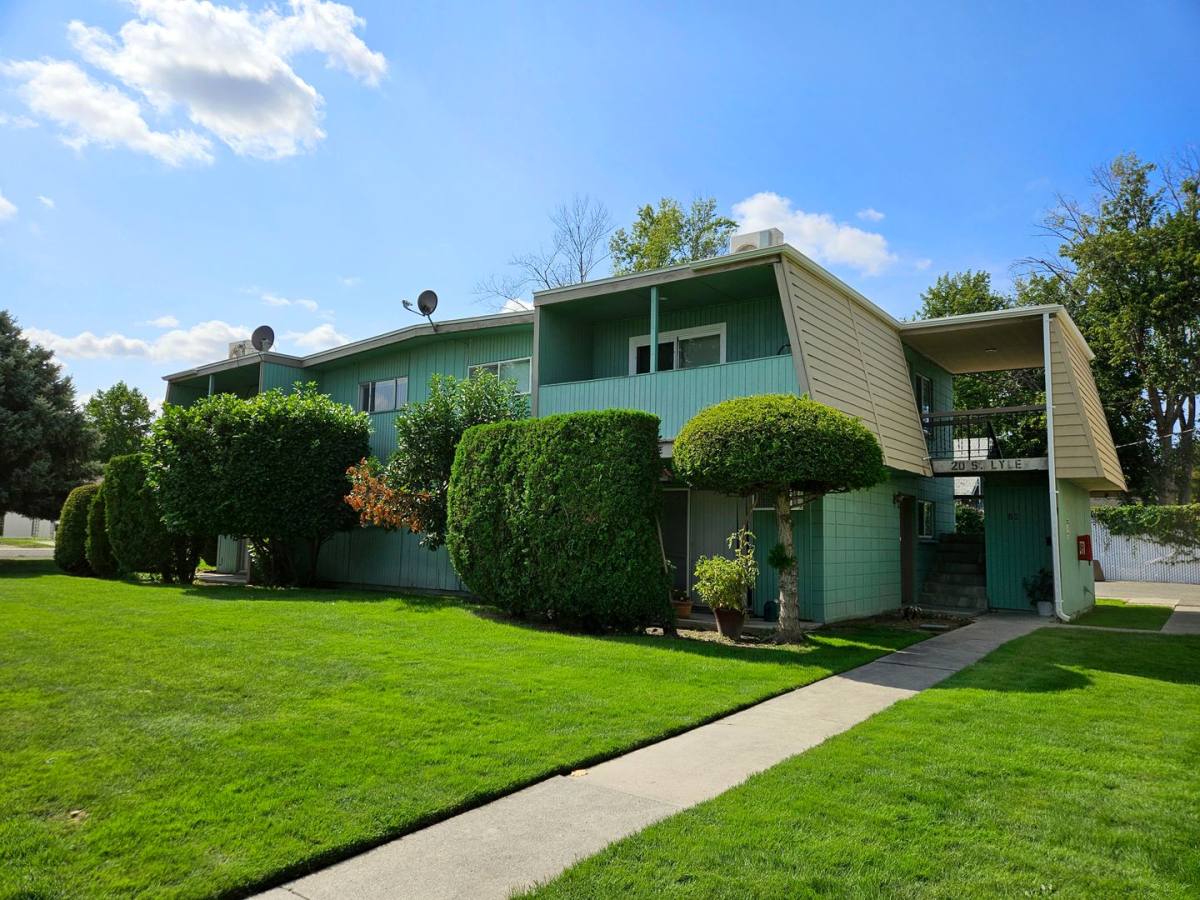 Apartment for rent at 18 S Lyle St, Kennewick, WA 99336