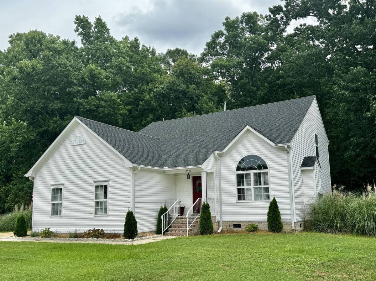House for rent at 1536 Olde Mill Creek Dr, Suffolk, VA 23434