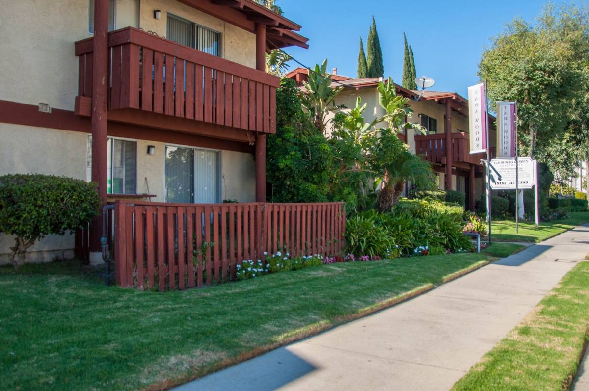 Apartment for rent at 8521 International Ave, Canoga Park, CA 91304