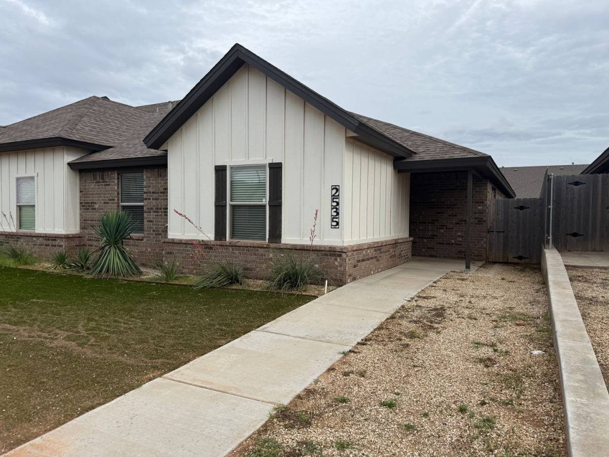 House for rent at 2535 137th St, Lubbock, TX 79423
