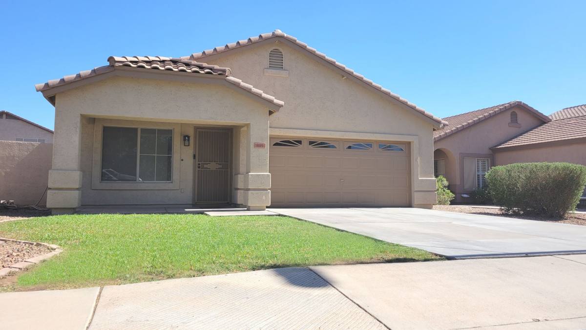 House for rent at 845 W Vaughn Ave, Gilbert, AZ 85233