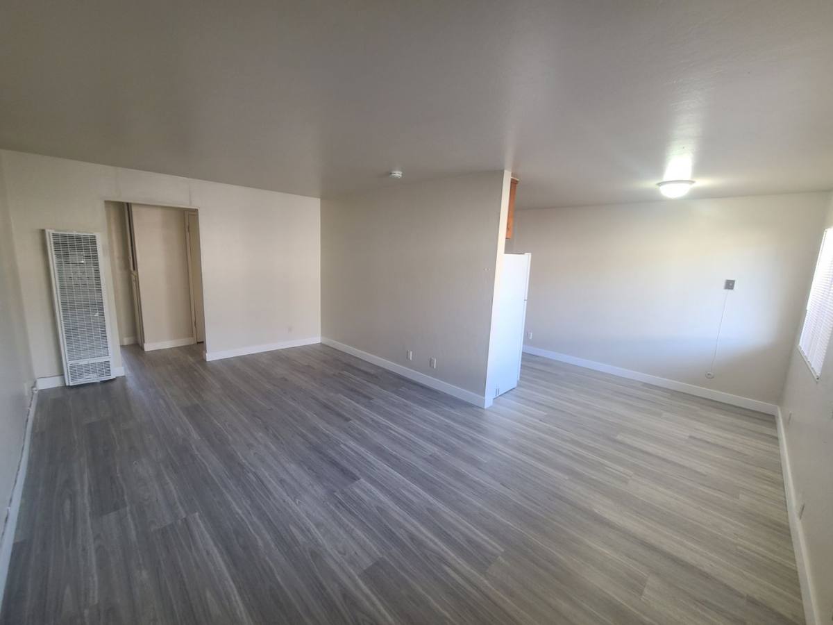 Apartment for rent at 2535 - 75th Ave, Oakland, CA 94605