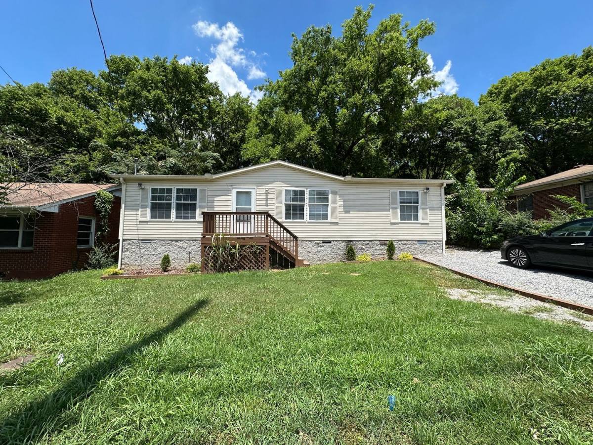 House for rent at 3310 Cliffton Ave, Nashville, TN 37209