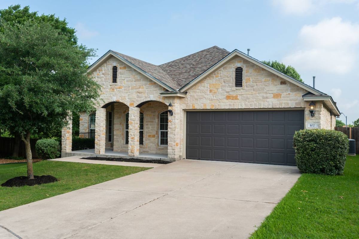 House for rent at 102 Craig Parry Cove, Round Rock, TX 78664