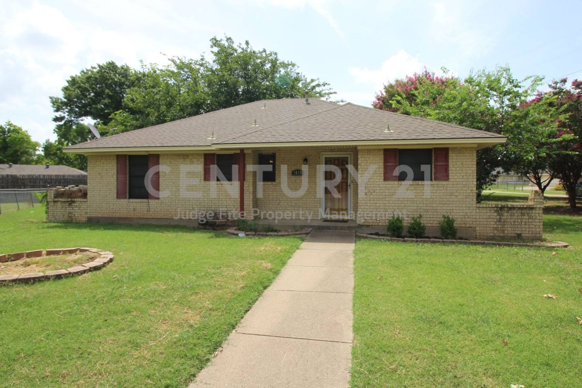 House for rent at 1610 Ridge Court, Midlothian, TX 76065