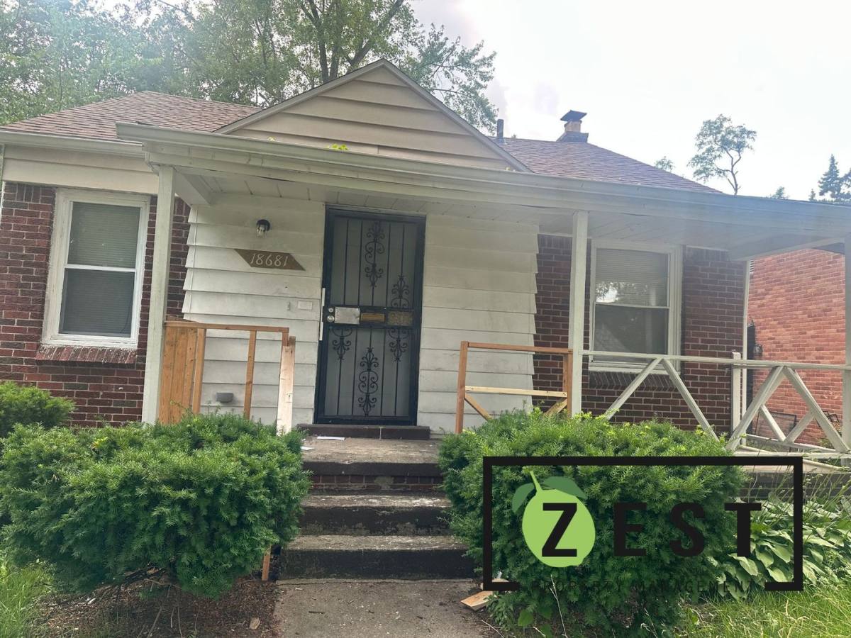 House for rent at 18681 Grandville, Detroit, MI 48219
