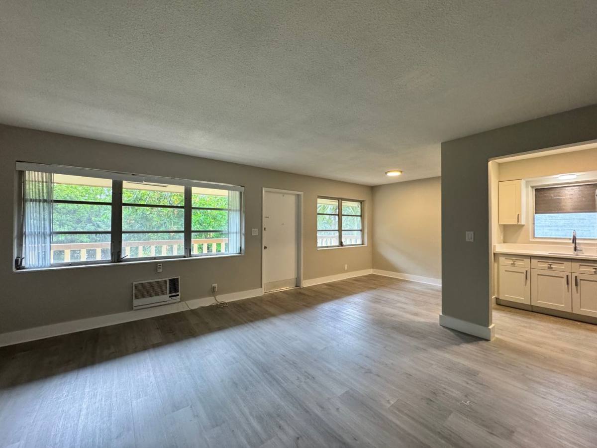 Apartment for rent at 4317 NE 21st Ave, Fort Lauderdale, FL 33308