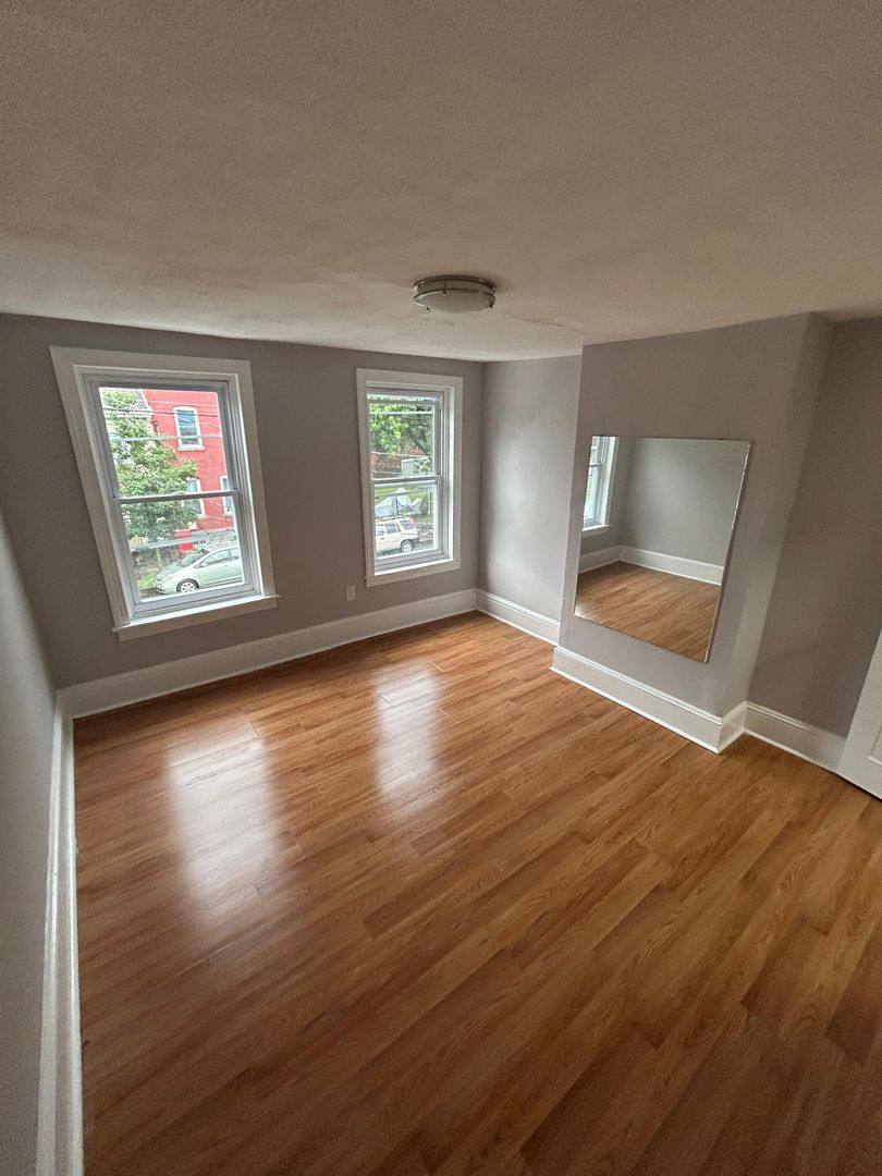 House for rent at 622 Lamberton St, Trenton, NJ 08611