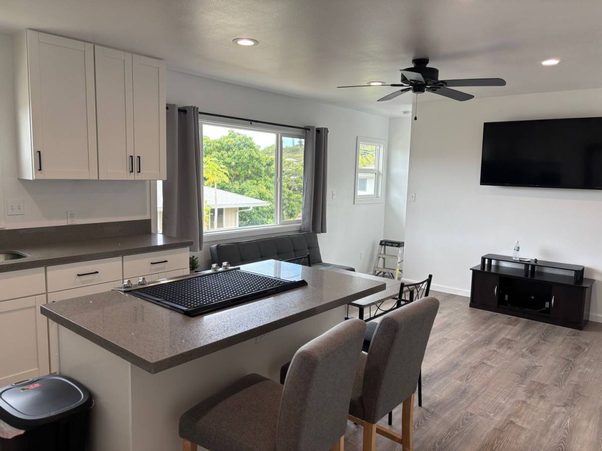 Apartment for rent at 1548 Pukele Ave, Honolulu, HI 96816