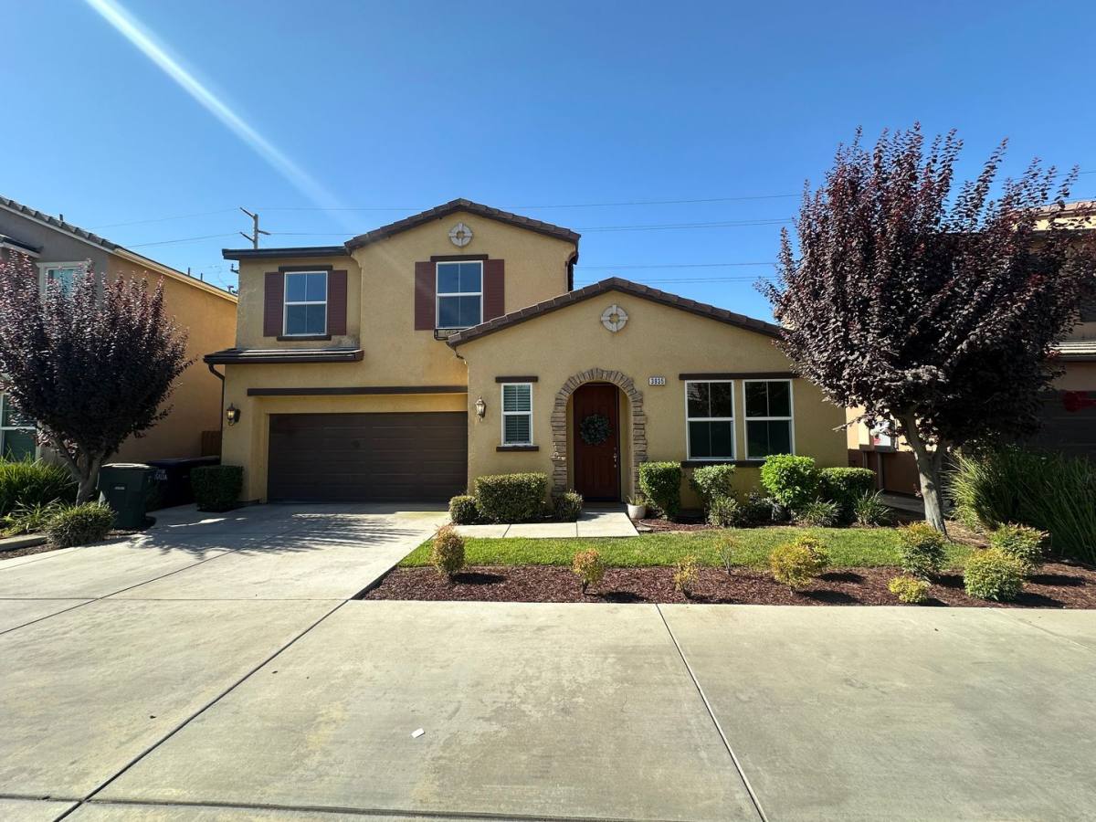 House for rent at 3935 W Payson Ave, Visalia, CA 93291