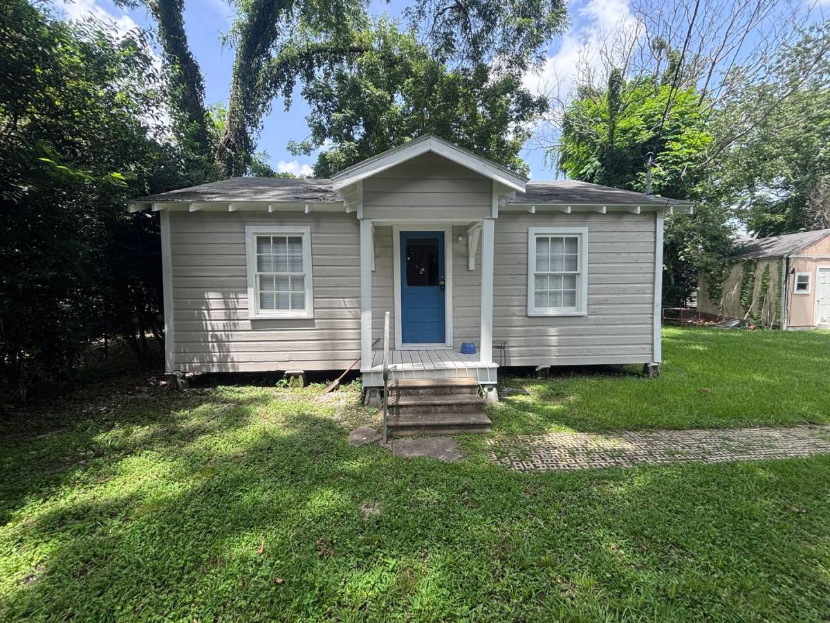House for rent at 408 1 2 Harding St, Lafayette, LA 70501