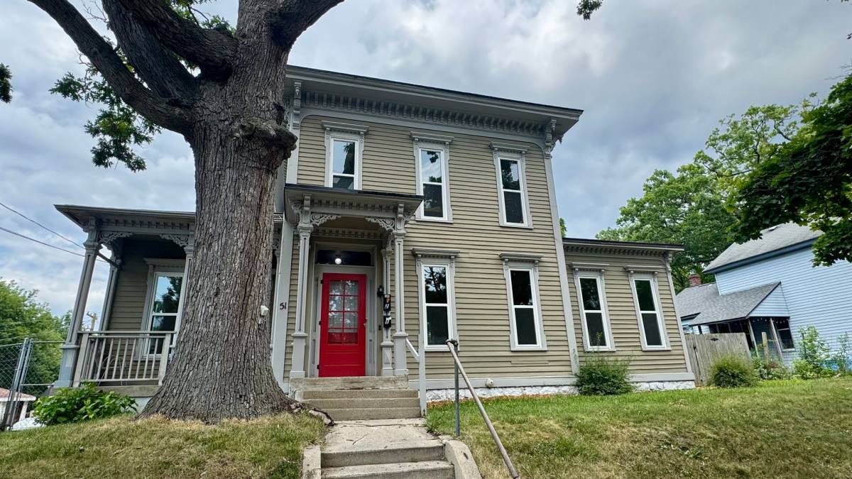 Apartment for rent at 51 Caledonia NE, Grand Rapids, MI 49505