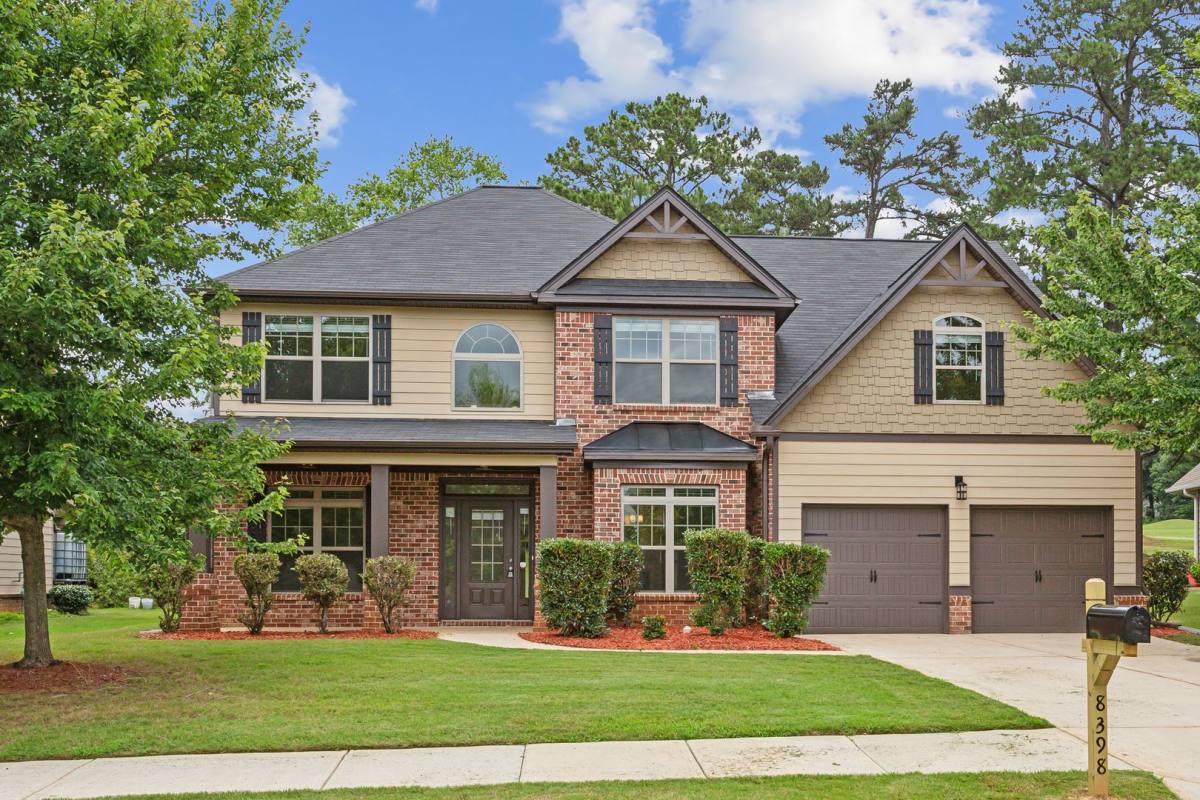 House for rent at 8398 Members Dr, Jonesboro, GA 30236
