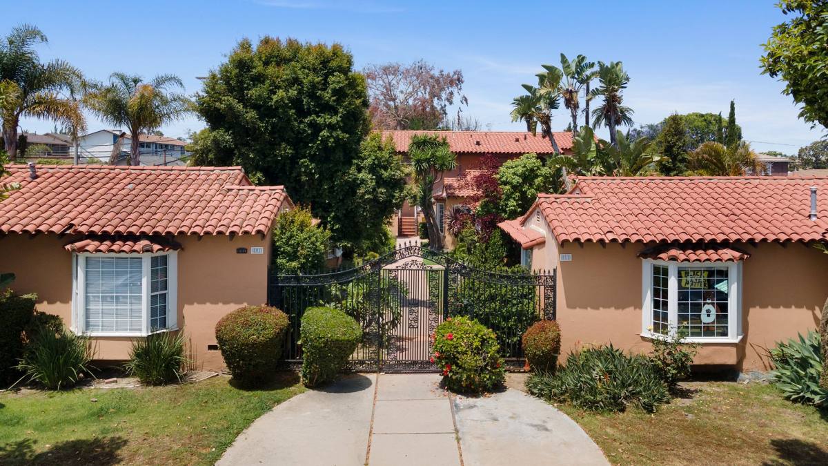 Apartment for rent at 801 Saint Louis Ave, Long Beach, CA 90804