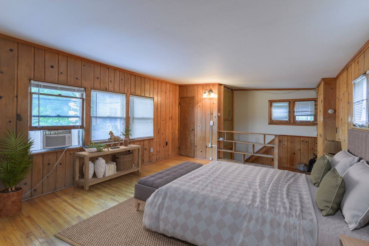 House for rent at 20195 2nd Ave S, Minneapolis, MN 55404