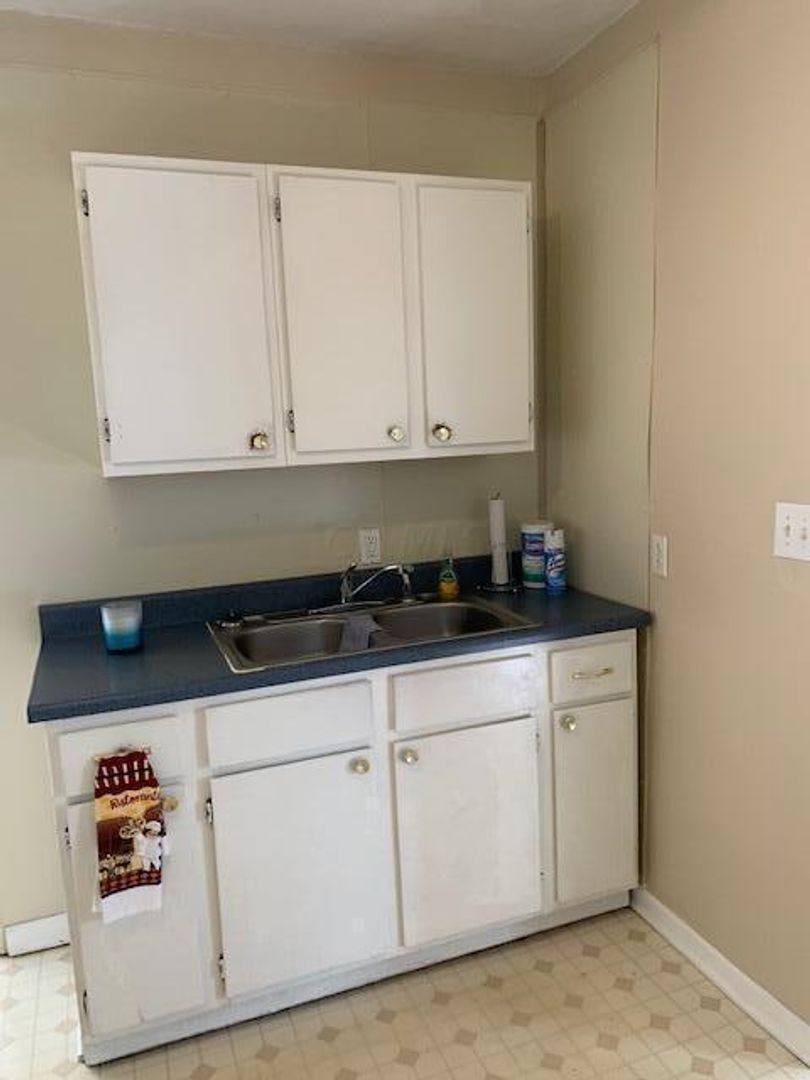 House for rent at 25 W Lincoln Ave, London, OH 43140