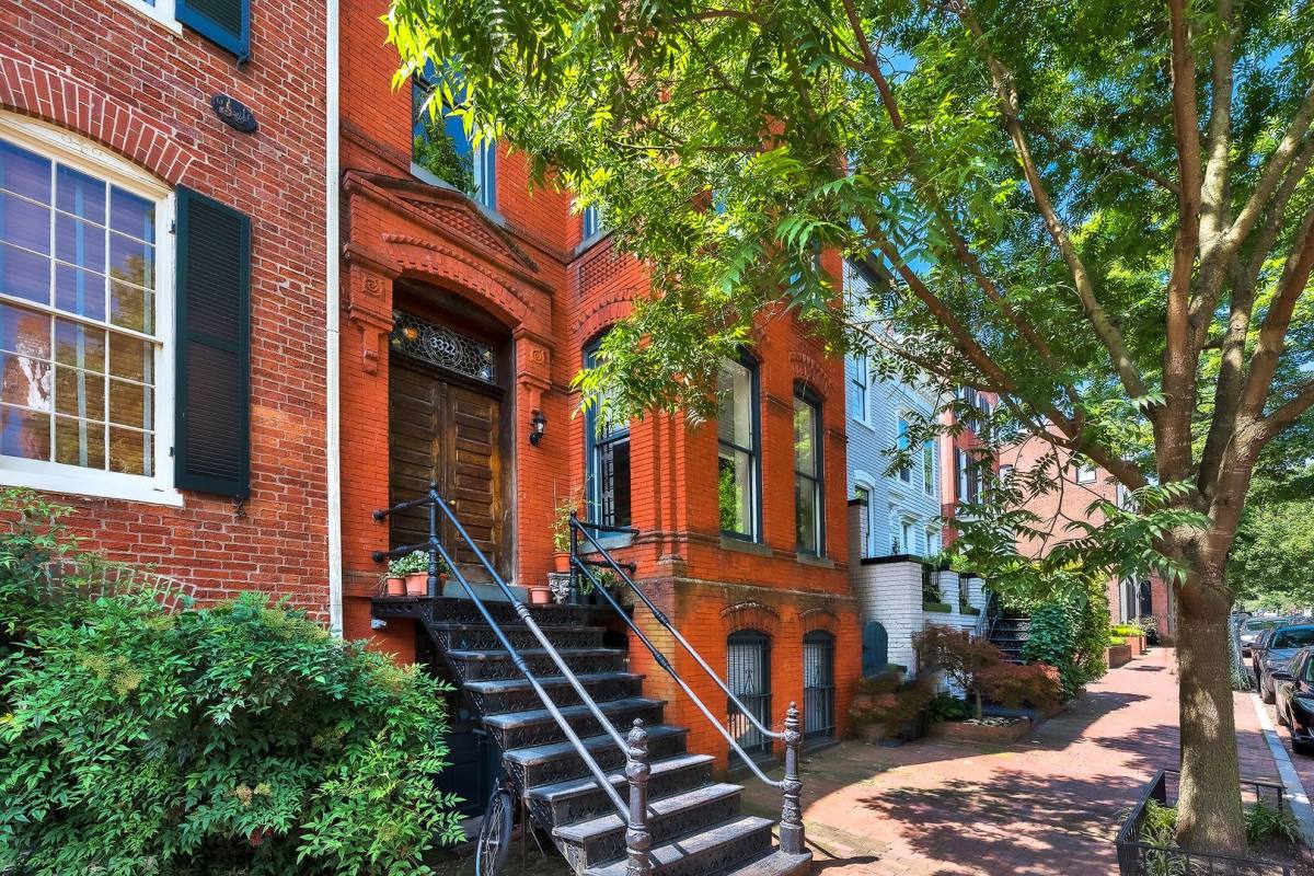 Apartment for rent at 3322 N St NW, Washington, DC 20007