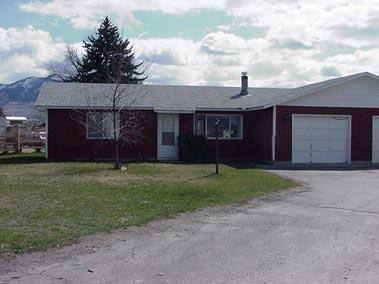 Apartment for rent at 2931 2933 2935 W Central Ave, Missoula, MT 59804