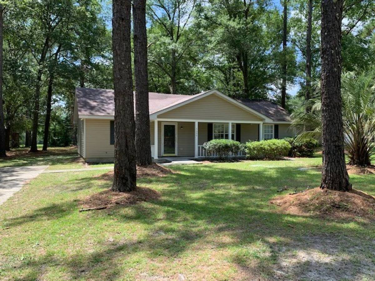 House for rent at 5600 Scruggs Circle, Hahira, GA 31632