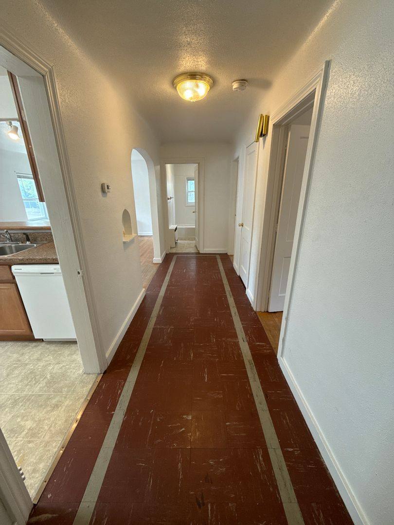 Apartment for rent at 442 2nd St SW, Jamestown, ND 58401