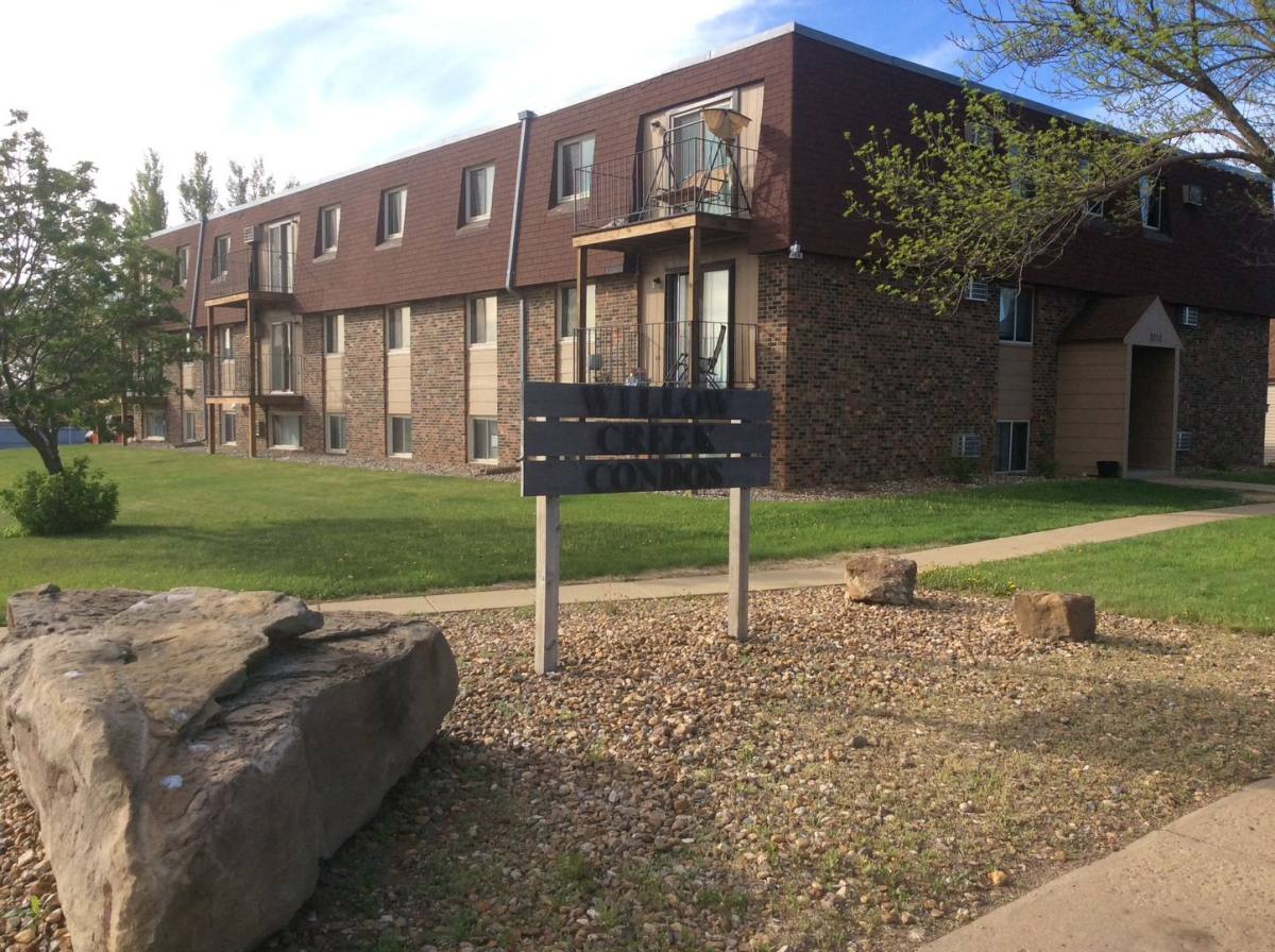 Apartment for rent at 1814 Praire Ave, Dickinson, ND 58601
