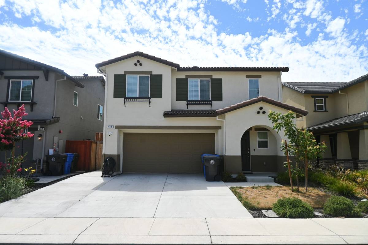 House for rent at 461 Miwok Lane, Manteca, CA 95337