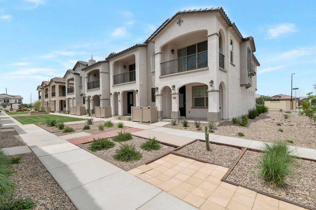Townhouse for rent at 4083 E Pinto Dr, Gilbert, AZ 85296
