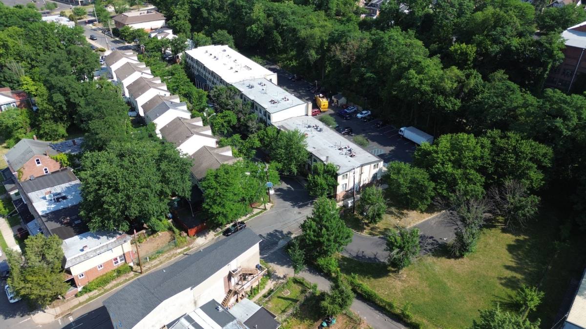 Apartment for rent at 600 Artisan St, Trenton, NJ 08618