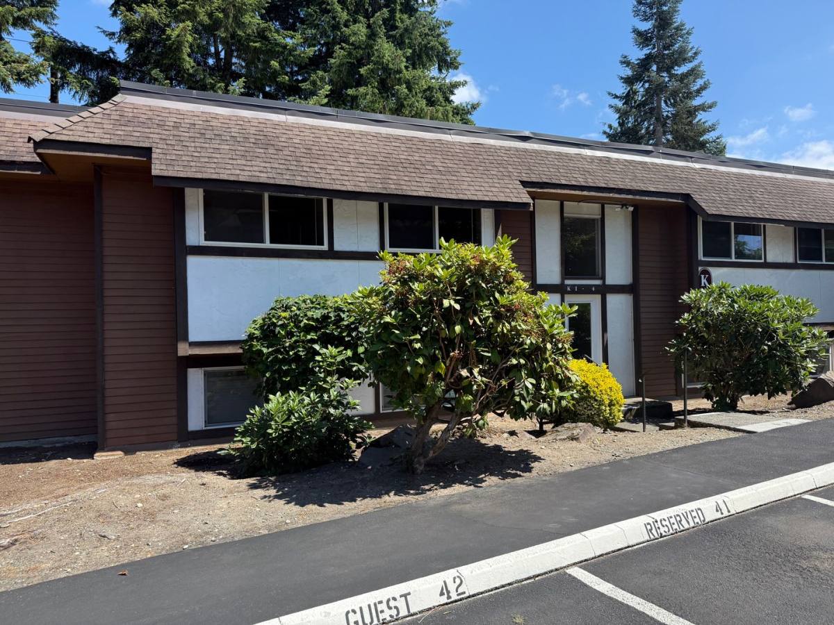 Condo for rent at 7219 224th St SW, Edmonds, WA 98026